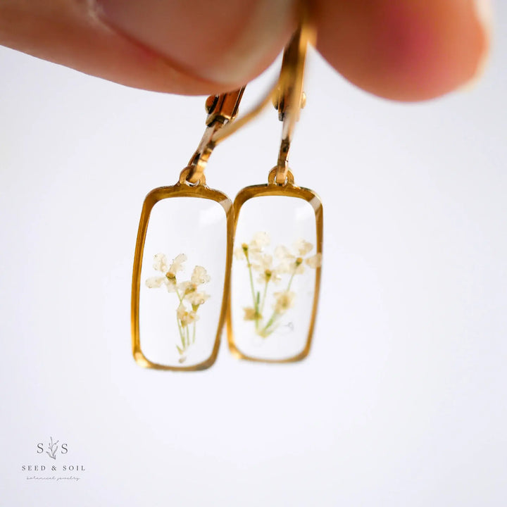 Queen Anne's Lace Tiny Rectangle Huggie Hoops